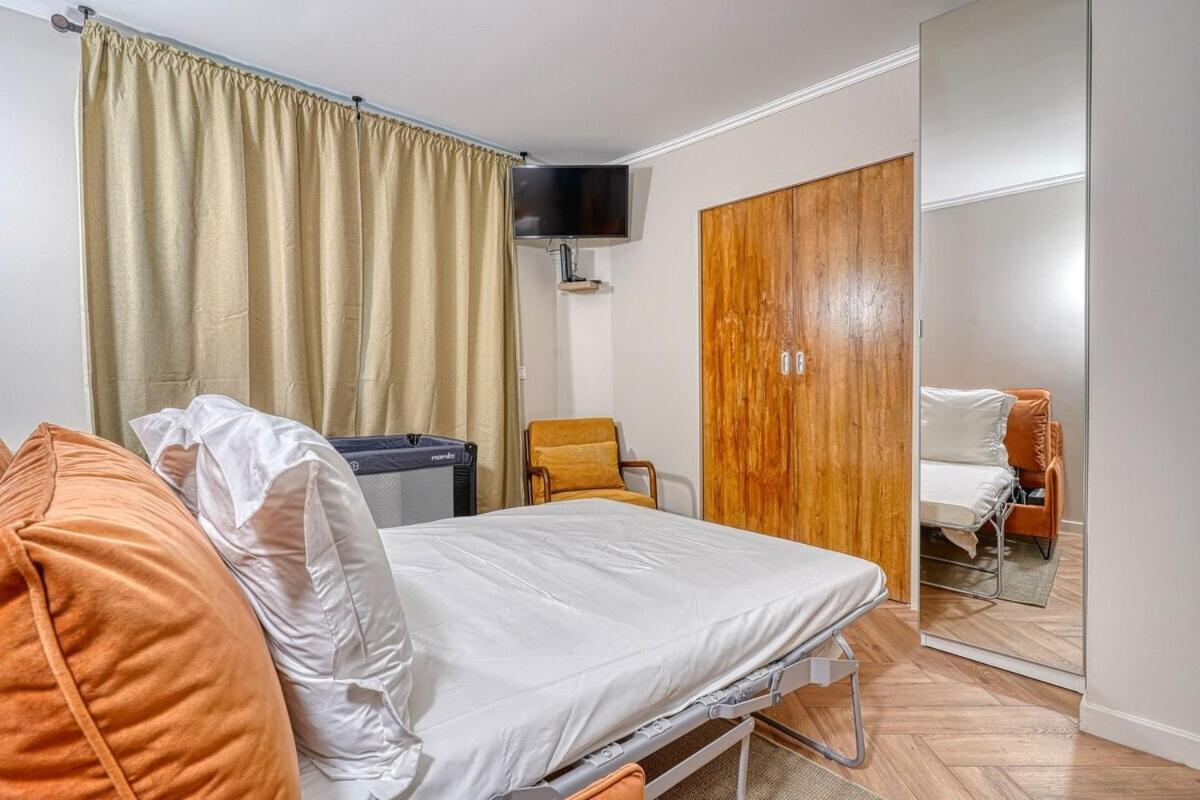 Eden Suite Paris La Defense Courbevoie Exterior photo