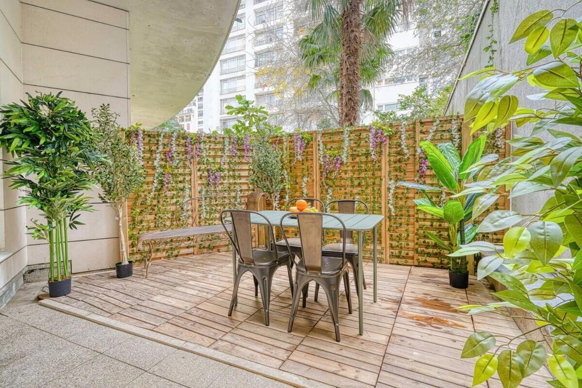 Eden Suite Paris La Defense Courbevoie Exterior photo